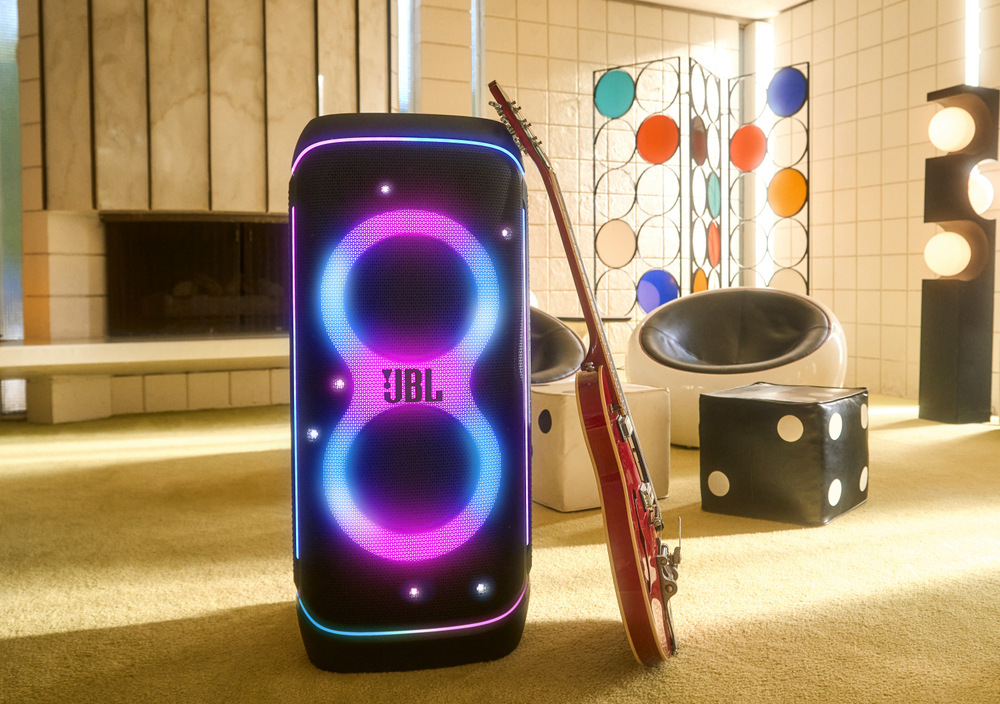 JBL PARTYBOX 720 vydrží na baterii hrát až 15 hodin