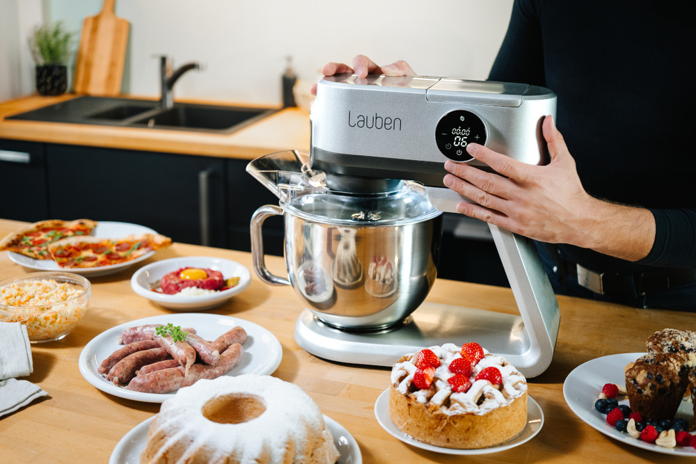 Kuchyňský robot Lauben Kitchen Machine 1300SG stříbrný Kuchyňský robot Lauben Kitchen Machine 1300SG stříbrný