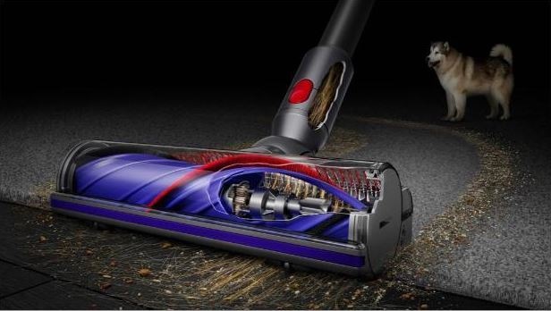 Tyčový vysavač Dyson V7 Advanced stříbrný
