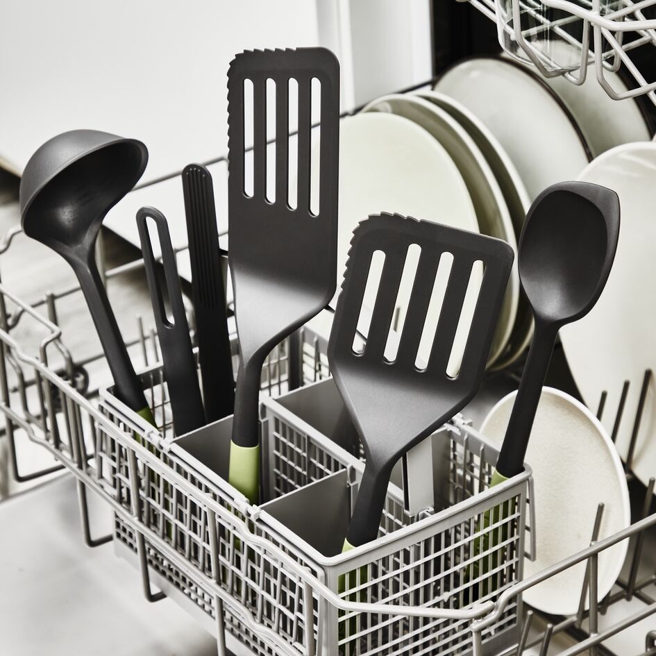 Sada kuchyňského náčiní Tefal Essential K279S555, 5 ks plast Kuchyňské náčiní Tefal Essential K279S555 uložené v myčce nádobí