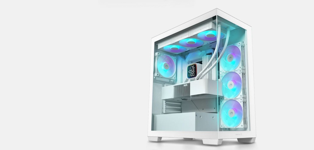 Elegantní bílá skříň počítače s několika modře a fialově svítícími LED ventilátory je zobrazena na jednobarevném pozadí, což vytváří moderní a futuristickou atmosféru.