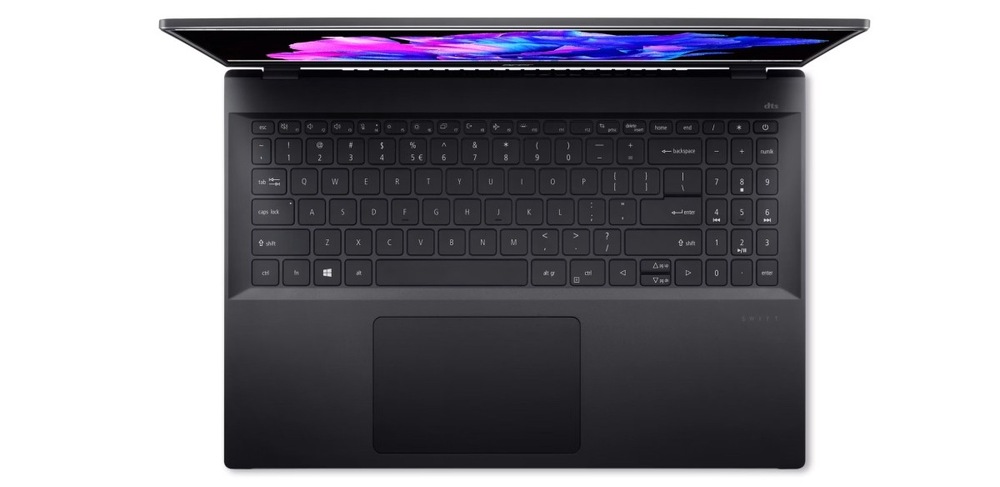 Notebook Acer Swift Go 16 (SFG16-71-5543) černý Pohled shora na klávesnici notebooku Acer Swift Go 16