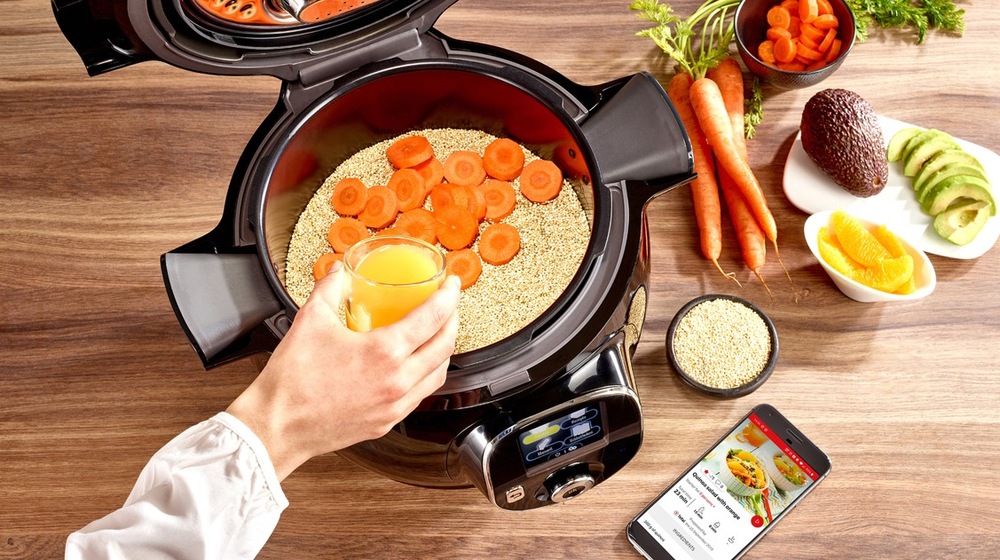 Multifunkční tlakový hrnec Tefal Cook4me+ Connect CY855830 černý