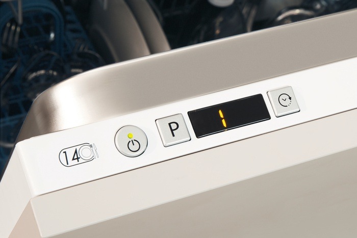 Myčka nádobí Indesit DIFP 28T9A EU
