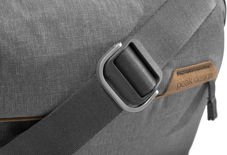 Brašna Peak Design Everyday Sling 3L (v2) šedá