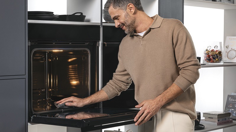 Trouba Haier H6 ID48C5HTB černá