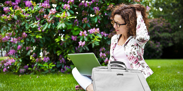 Brašna na notebook GoGEN SOFIA 15,6" šedá Brašna na notebook GoGEN SOFIA 15,6" šedá