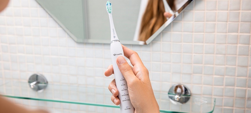 Zubní kartáček TrueLife SonicBrush Clean30 White
