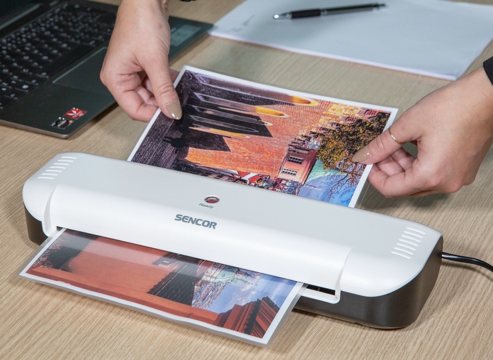 Laminátor Sencor SLA 102 bílý Laminátor Sencor SLA 102 bílý