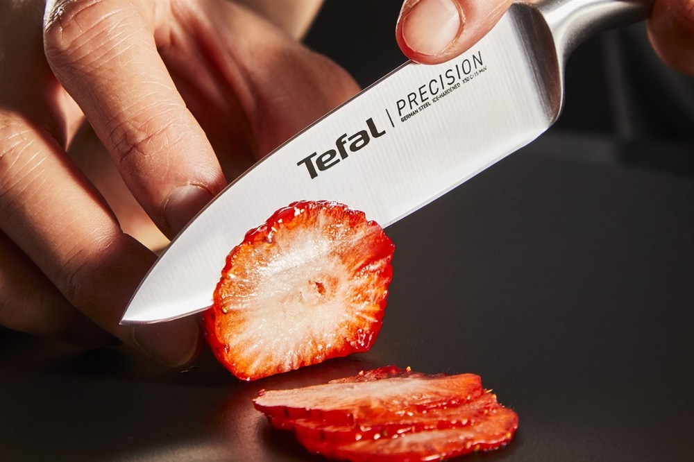 Nůž Tefal Precision K2890124, 9 cm nerez Nůž Tefal Precision K2890124, 9 cm nerez
