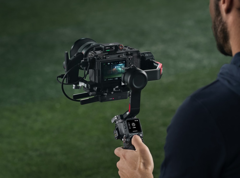 Stabilizátor DJI RS 4 černý Stabilizátor DJI RS 4 černý