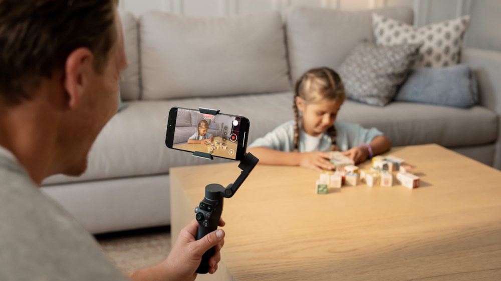 Stabilizátor DJI Osmo Mobile 8 Osmo Mobile 8 Advanced Tracking Combo černý Stabilizátor DJI Osmo Mobile 8 Osmo Mobile 8 Advanced Tracking Combo černý