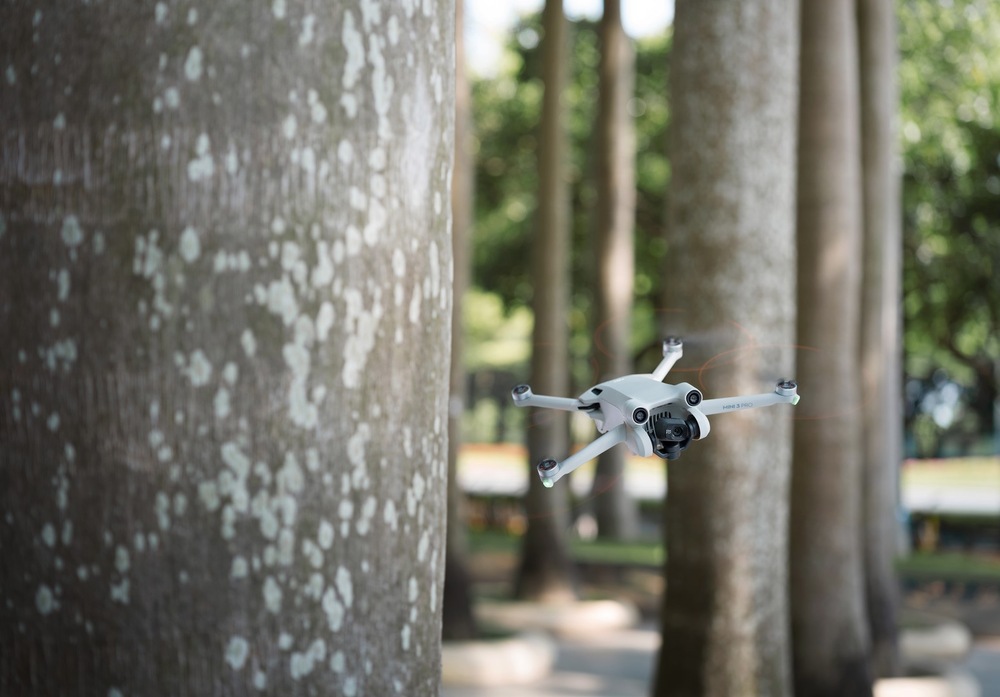 Dron DJI Mini 3 Pro + Fly More Kit Dron DJI Mini 3 Pro + Fly More Kit