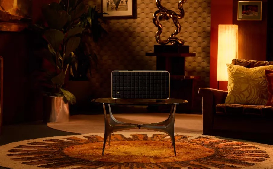 Reproduktor JBL Authentics 500 černý