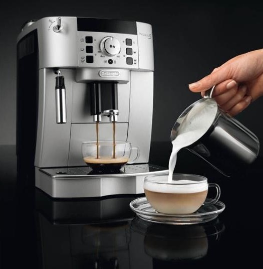 Espresso De'Longhi Magnifica ECAM22.110SB černé/stříbrné