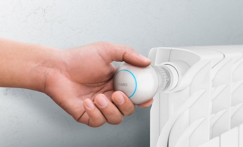 Bezdrátová termohlavice Fibaro a teplotní čidlo, Z-Wave Plus Bezdrátová termohlavice Fibaro a teplotní čidlo, Z-Wave Plus