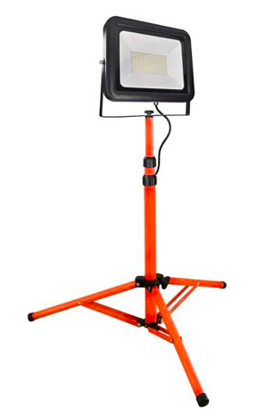 Reflektor Solight PRO s vysokým stojanem, 100W, 9200lm, AC 230V černý Reflektor Solight PRO s vysokým stojanem, 100W, 9200lm, AC 230V černý