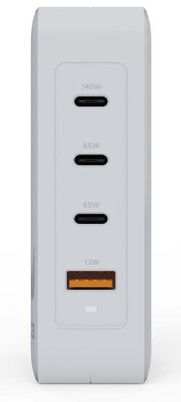 Cestovní adaptér Xtorm GaN Ultra Travel 140 W + USB-C kabel bílý Cestovní adaptér Xtorm GaN Ultra Travel 140 W + USB-C kabel bílý