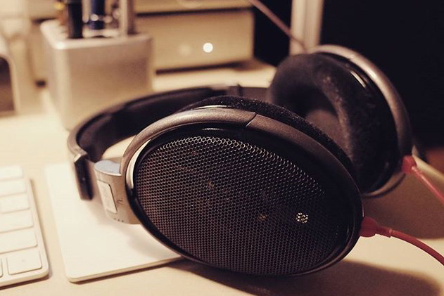 Sluchátka Sennheiser HD 650 černá Sluchátka Sennheiser HD 650 černá