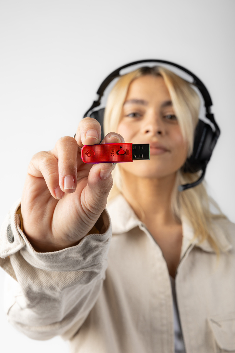 Sluchátka Skullcandy Crusher Plyr 720 černá SKCS6PCWT963_07