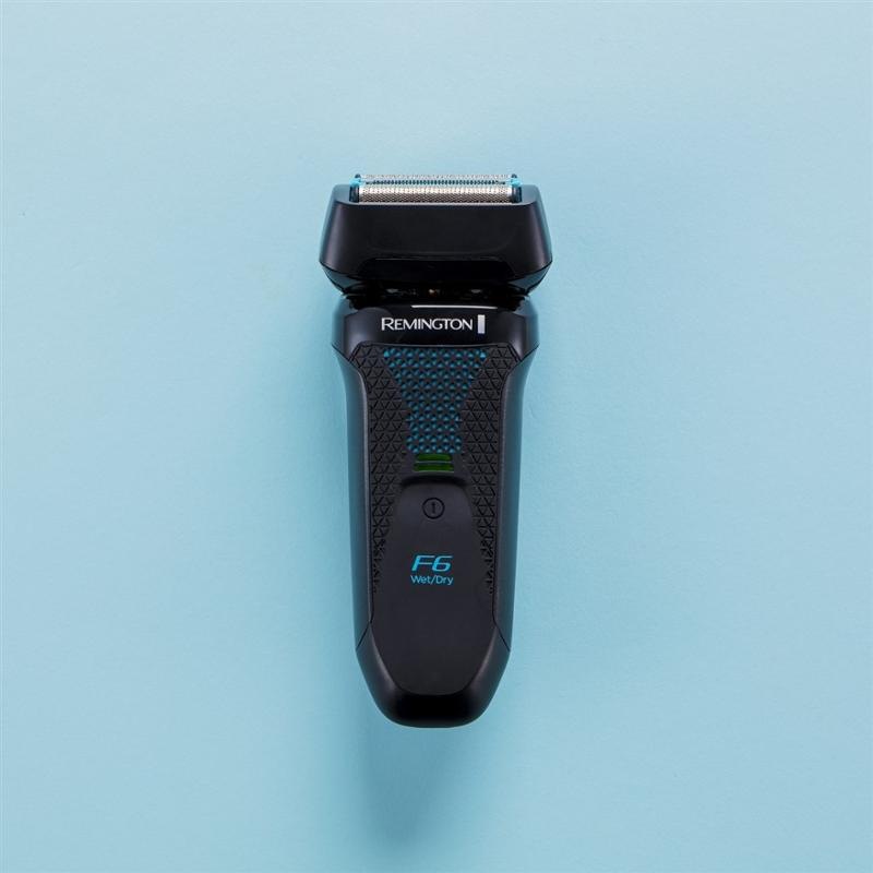 Holicí strojek Remington F6000 F6 Style Series Aqua Foil Shaver černý/modrý Holicí strojek Remington F6000 F6 Style Series Aqua Foil Shaver černý/modrý