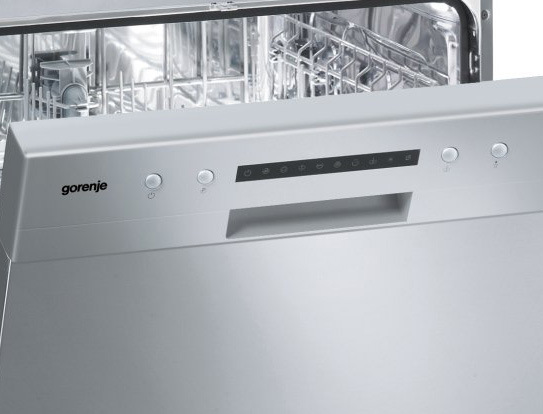 Myčka nádobí Gorenje GS62115X stříbrná