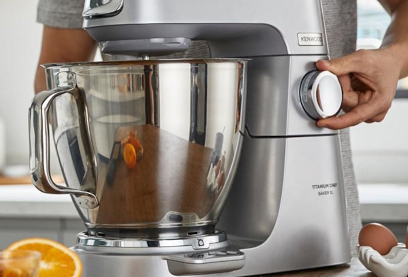 Kuchyňský robot Kenwood KVL85.124SI