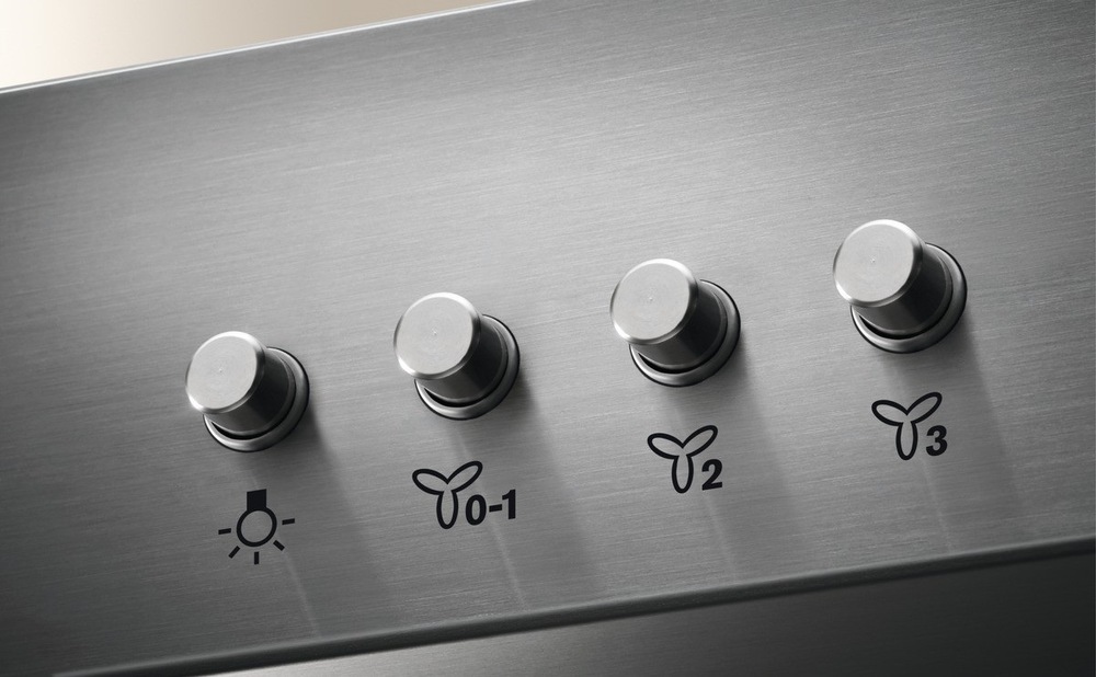 Odsavač par Electrolux LFC319X nerez Electrolux LFC319X ovládání
