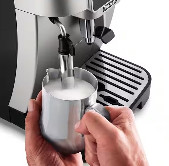 Automatický kávovar De'Longhi Magnifica Start ECAM 220.31.SB černý/stříbrný