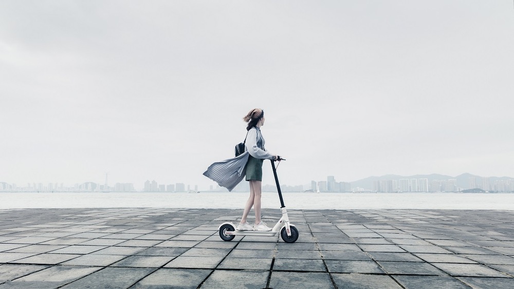 Elektrická koloběžka Xiaomi Mi Electric Scooter 2 Black