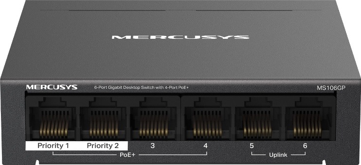 Switch Mercusys MS106GP ( MS106GP) černý Čelní pohled na switch Mercusys se šesti porty RJ45. Porty 1 až 4 podporují PoE+, první dva mají prioritu a porty 5 a 6 slouží jako uplink.