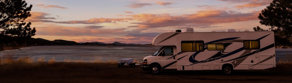 Navigační systém GPS Garmin Camper 1095 Live Traffic černý