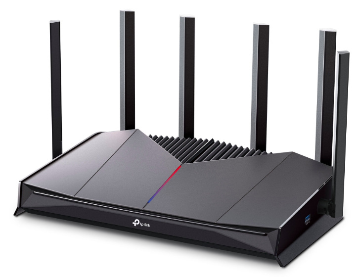 Router TP-Link Archer GE400 Gaming černý Detail herního routeru TP-Link Archer GE400 Gaming s šesti externími anténami a výrazným designem