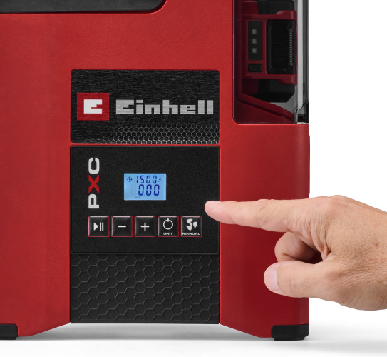 Detail digitálního displeje kompresoru Einhell SUPPERO 18/380 Li.