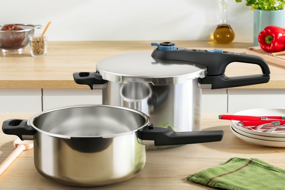 Tlakový hrnec Tefal Secure Trendy P2584301, 4 l + 6 l nerez Tlakový hrnec Tefal Secure Trendy P2584301, 4 l + 6 l nerez