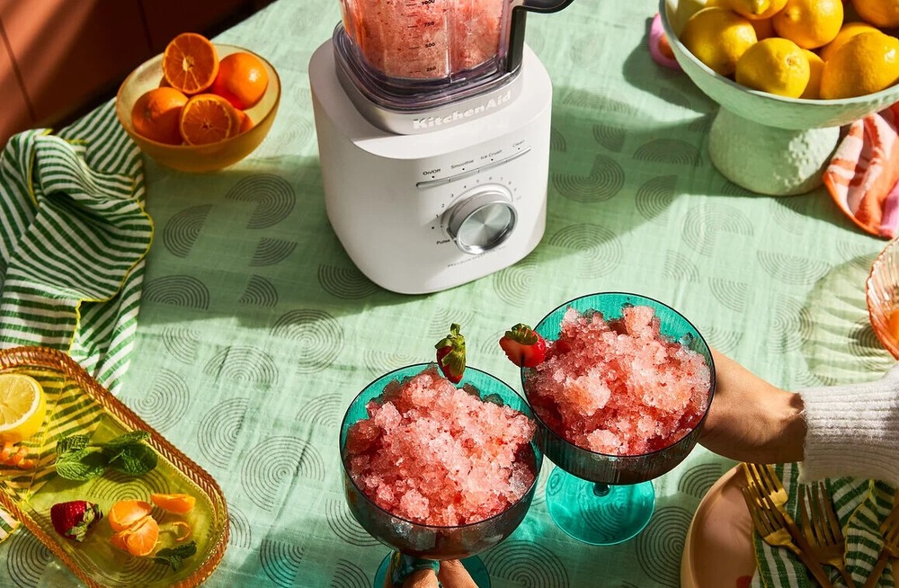 Stolní mixér KitchenAid 5KSB2073EPL krémový