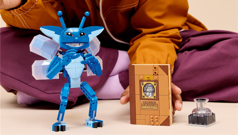 Stavebnice LEGO® Harry Potter™ 76461 Cornwallský rarach Model LEGO zachycuje Cornwallského raracha v měřítku 1:1 s pohyblivou hlavou, rukama a prsty.