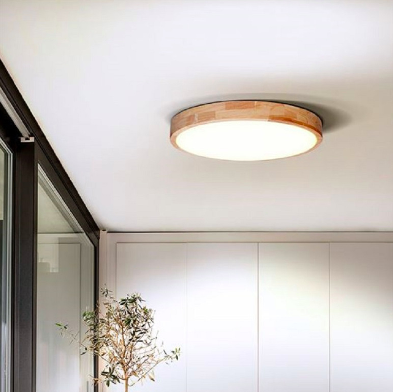 Stropní svítidlo Solight WO8010 60W LED svítidlo z masivního dubu při osvětlení moderního interiéru