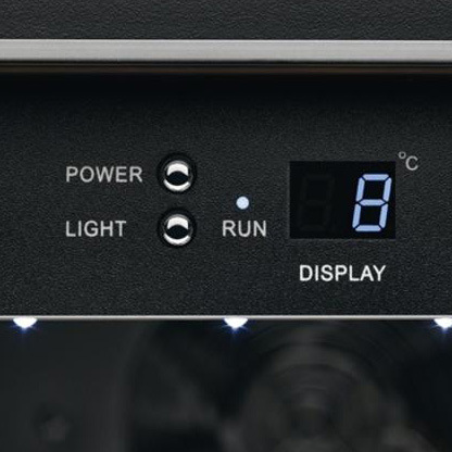 Vinotéka Electrolux ERW1573AOA černá/sklo