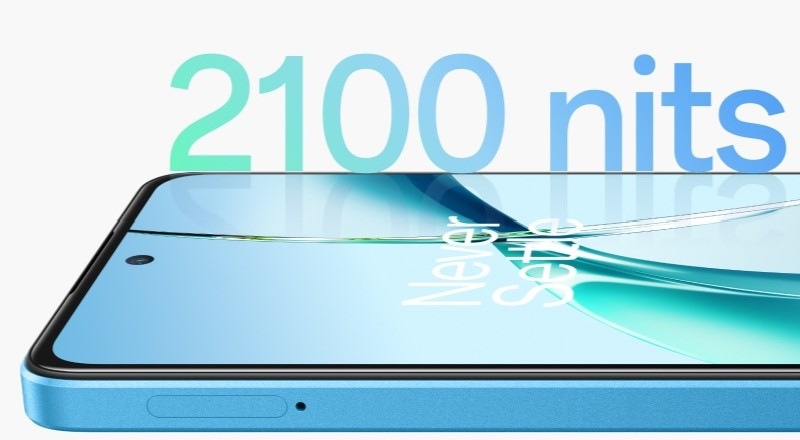 Mobilní telefon OnePlus Nord CE 4 Lite 5G 8 GB / 256 GB stříbrný