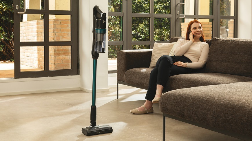 Tyčový vysavač Hoover HF1 PLUS HF1P10P 011 černý Tyčový vysavač Hoover HF1 PLUS HF1P10P 011 černý