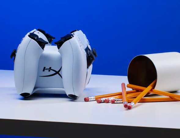 Dokovací stanice HyperX ChargePlay Duo (PS5) Dokovací stanice HyperX ChargePlay Duo (PS5)