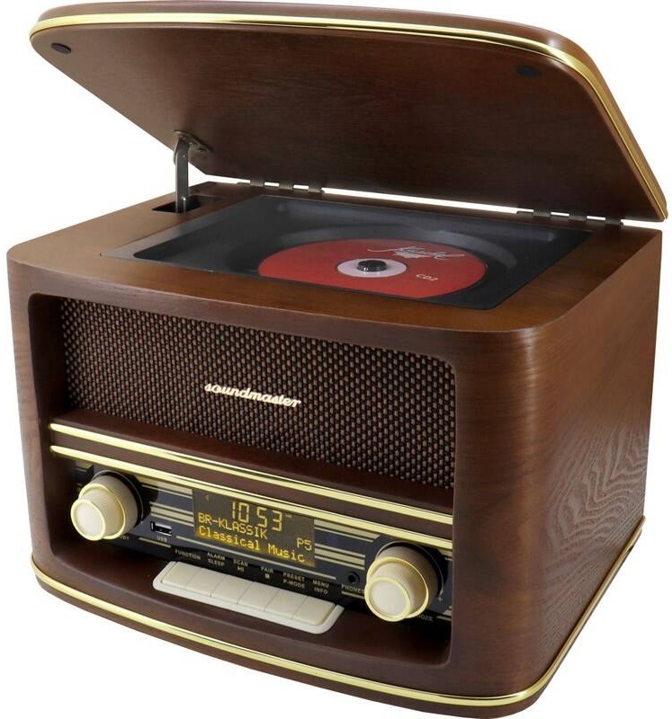 Retro rádio Soundmaster NR961 v hnědém dřevě nahoře otevřené s CD diskem