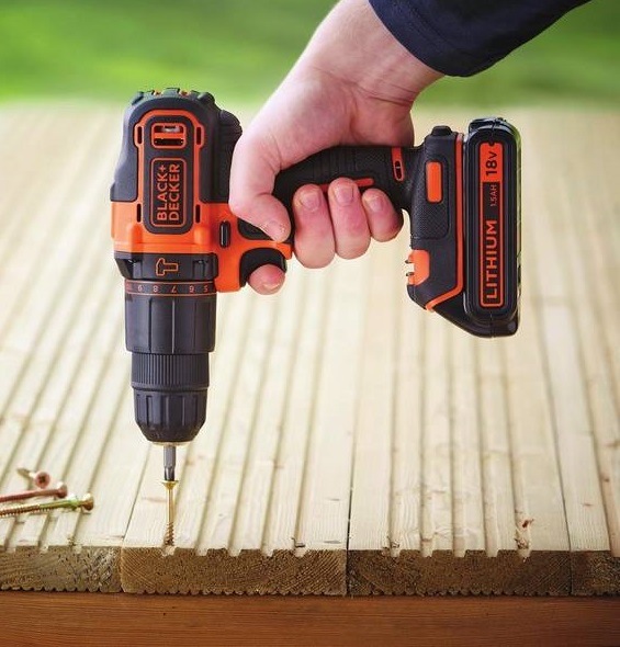 Aku vrtačka Black-Decker BDCHD18K1B2 (s baterií) Aku vrtačka Black-Decker BDCHD18K1B2