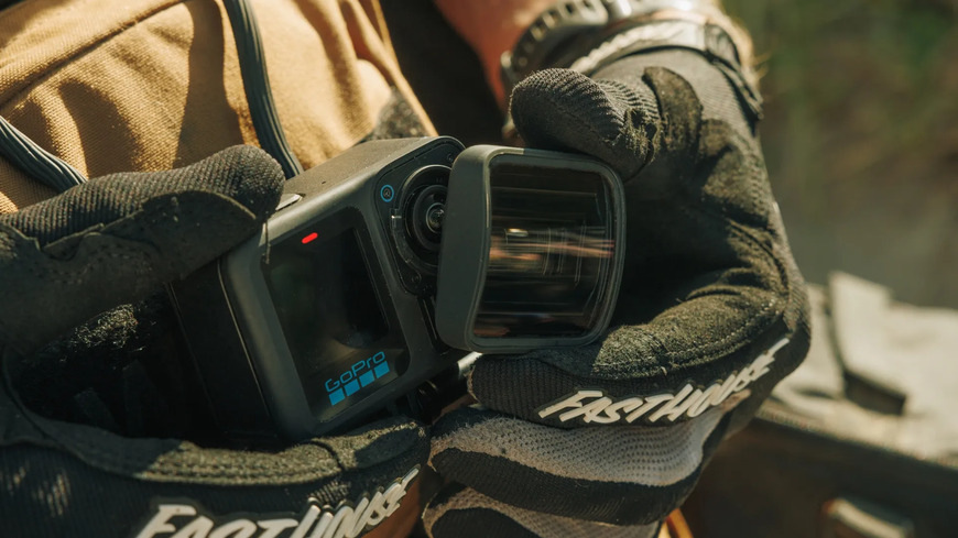 Objektiv GoPro anamofický modulární (Anamorphic Lens Mod) černý Objektiv GoPro anamofický modulární (Anamorphic Lens Mod), černá