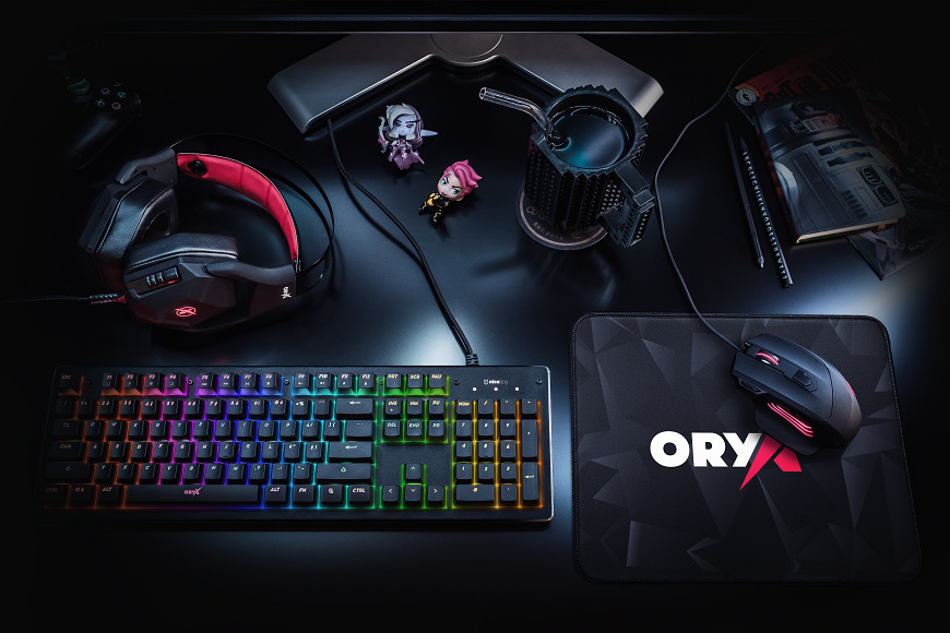 Klávesnice Niceboy ORYX K400 černá