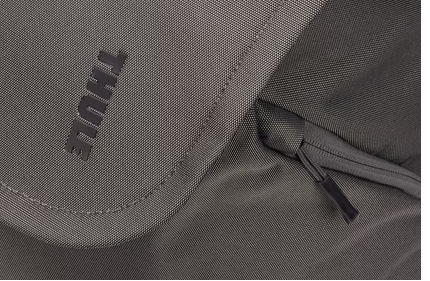Batoh THULE Subterra 2 TSTB434 26 L, 16" černý Batoh THULE Subterra 2 TSTB434 26 L, 16" černý