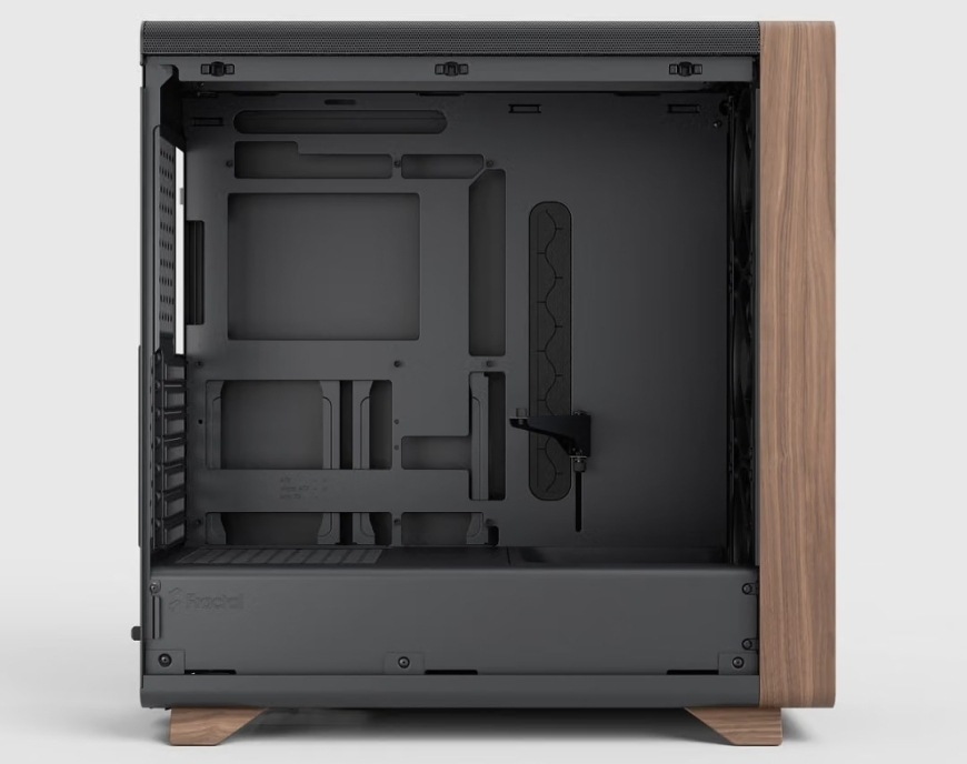 Case FRACTAL DESIGN Summit Black TG Light Tint černá Vnitřní prostor skříně FRACTAL DESIGN Summit Black TG Light Tint s dřevěným předním rámem a místem pro montáž komponent