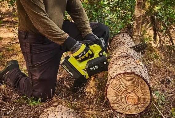 Řetězová pila Ryobi MAX POWER RY36THCSX30A-0 (bez baterie)