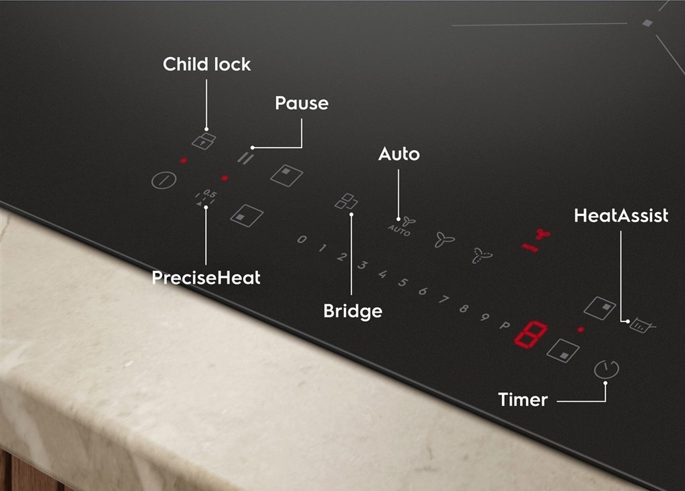 Detail na dotykové panel indukční desky Electrolux.